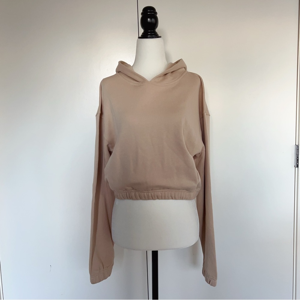 AH Loungewear Beige Cropped Hoodie with Pockets | Size M | Brand New ✨